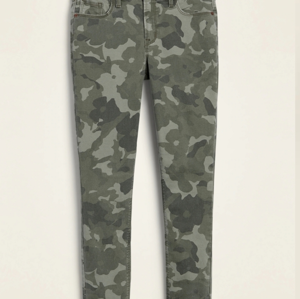 Camouflage Old Navy Rockstar jeans